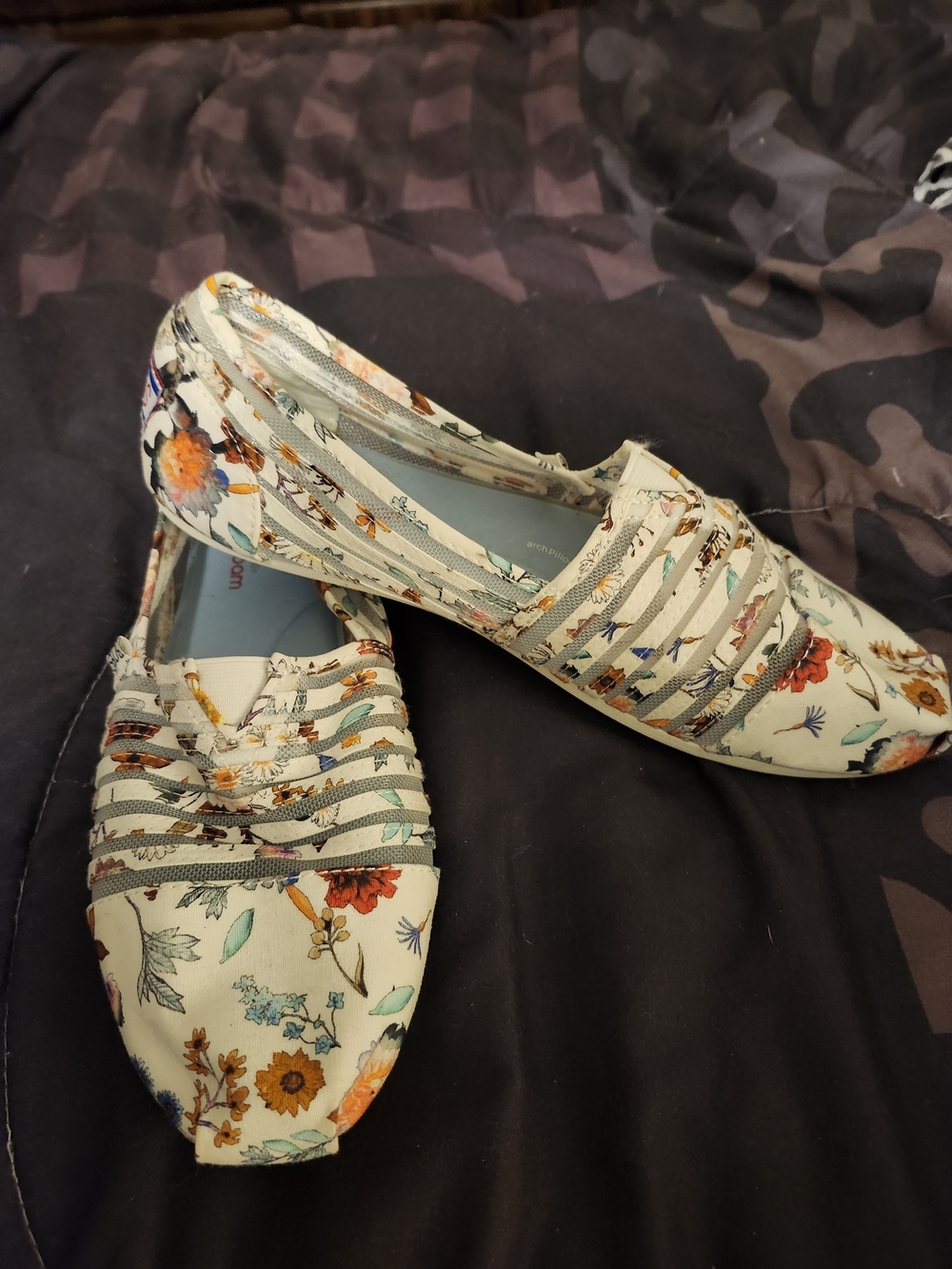 Skechers BOBS Floral Canvas Slip-On in Light Blue and Ivory